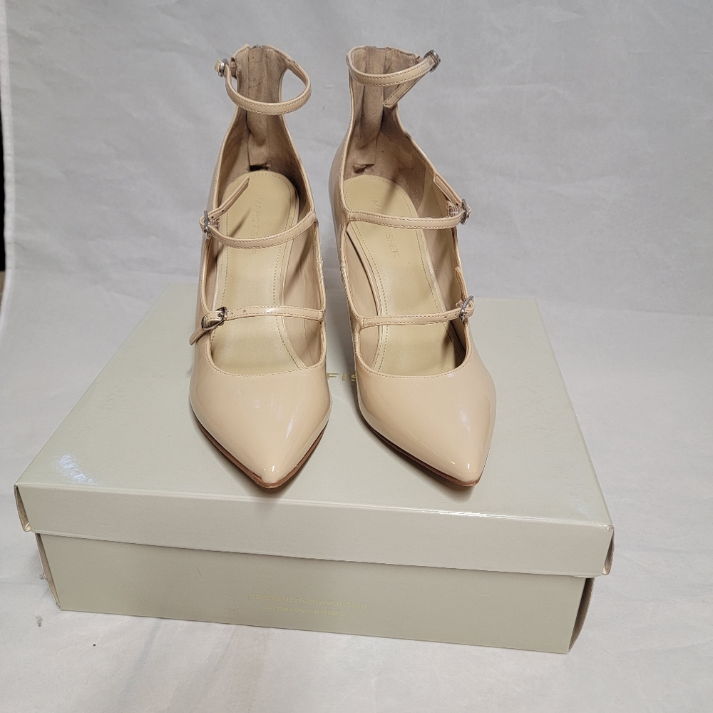 Marc Fisher strappy heel size 9